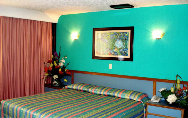 Segovia Regency Hotel