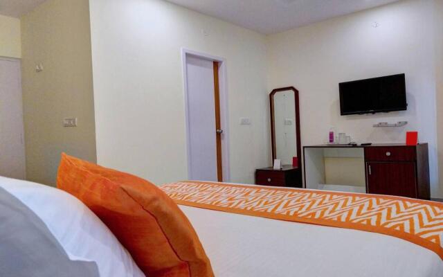 Fabhotel Shreyas Inn