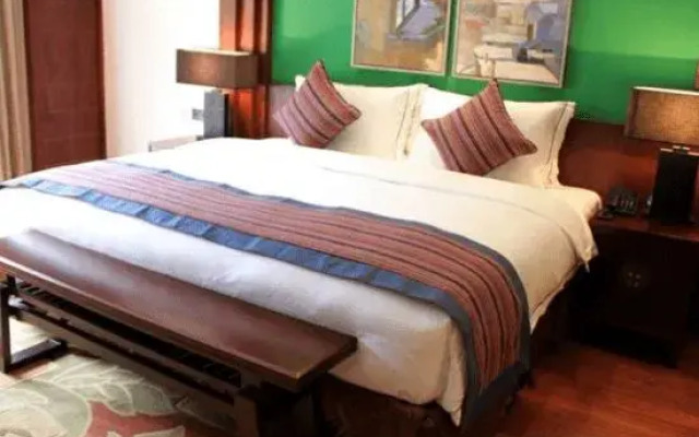 Snow Sands Grand Hotel