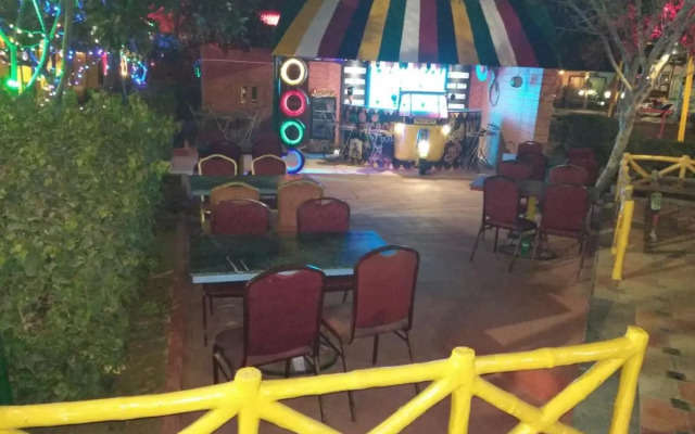 Pink Pearl Hotel & Fun City