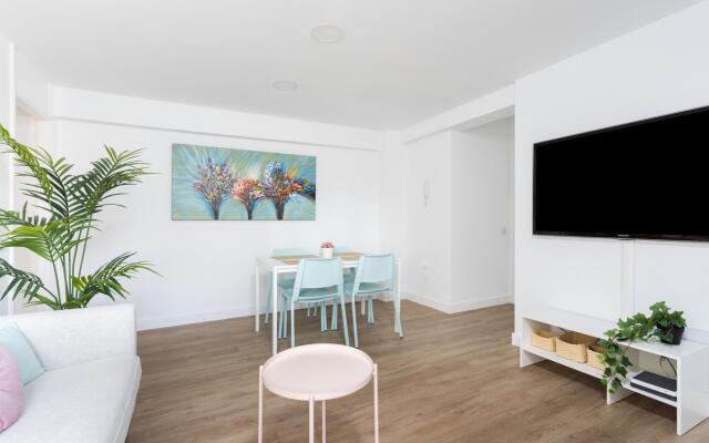 Home2Book Charming Center Apartment Santa Cruz