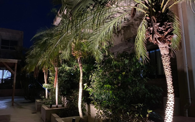 Seven Residence Yabu