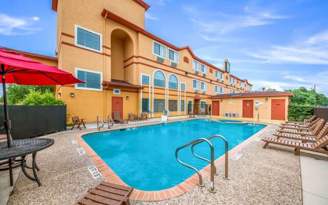 Quality Suites San Antonio