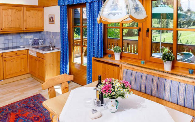 Landhaus Birgbichler - Appartements in Ramsau am Dachstein