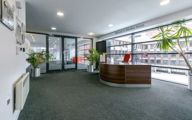 Living Space - Emerald