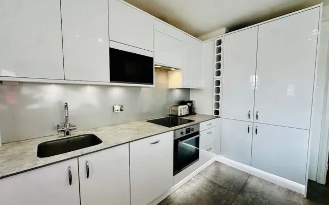 Gerrardscross-sleeps4-parking-petfriendly-wembley