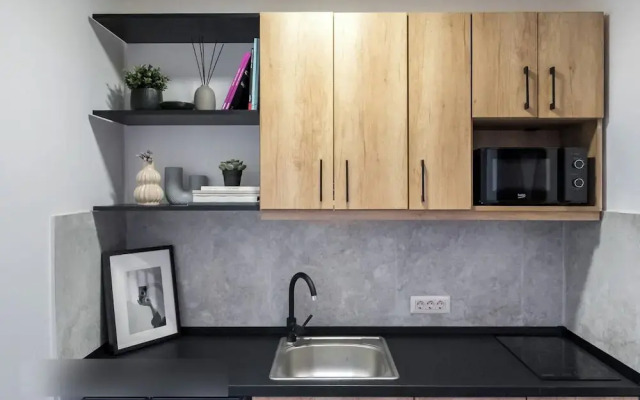 Industrial cozy studio in Piata Amzei