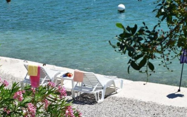 Simplistic Apartment in Pirovac near Sea Beach