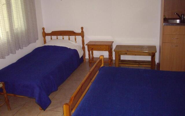 Maistrali Studios Apartments