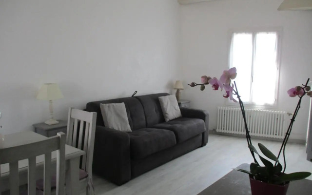 Studio 2 Pers Proche Plage Et Commerces