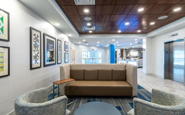 Holiday Inn Express & Suites Asheville Downtown by IHG