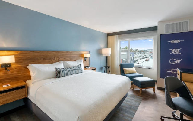 Hotel Indigo Everett - Waterfront Place by IHG