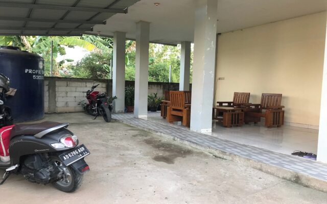 Hotel O Penginapan Mc Lodge