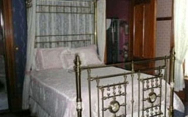 Squiers Manor B&B