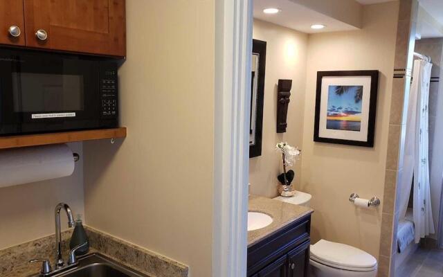 Diamond Head Beach Hotel 805