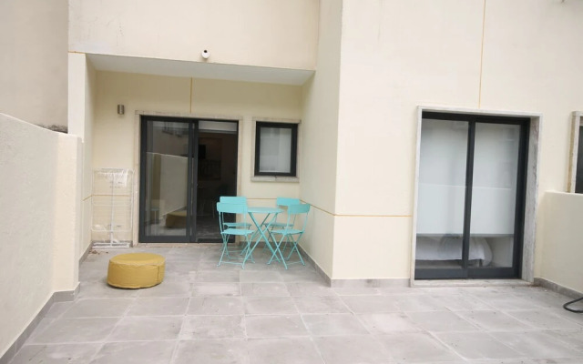 18 City Retreat with marvelous terrace