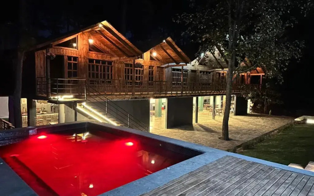 PINE TREE Hotel Boutique & Cabañas