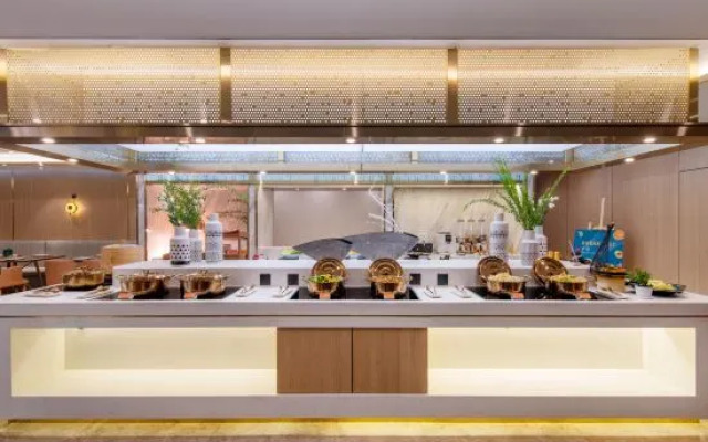 Orange Hotel (Beijing Daxing Biomedical Base)