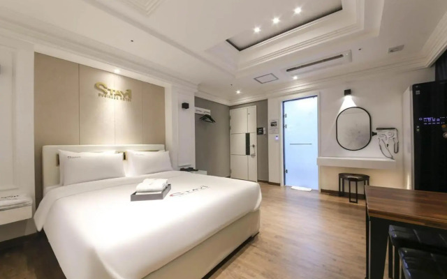Stay Hotel