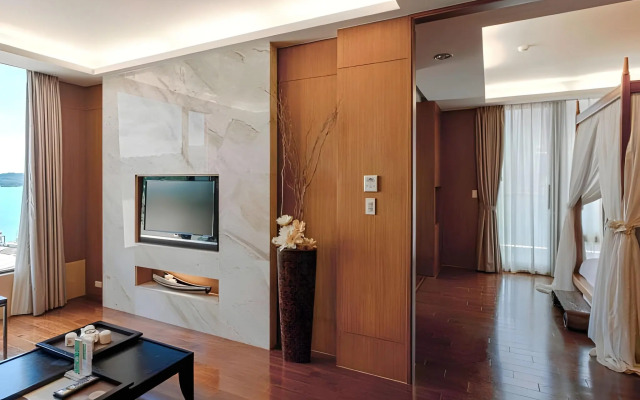 Einhan Resort
