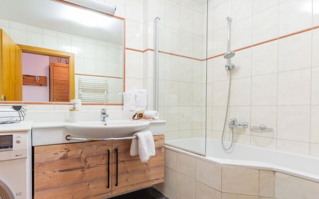 Spacious Apartment in Piesendorf near Ski Area