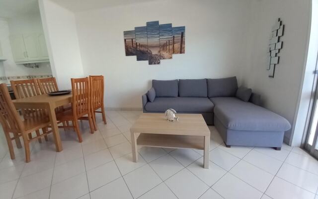 T2 Gaveto Vista Mar Frente Praia