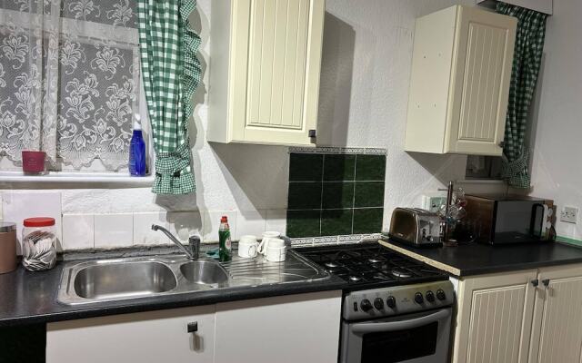 Stunning 3-bed House in Burnley