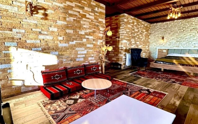 Yeşilsu taş konağı