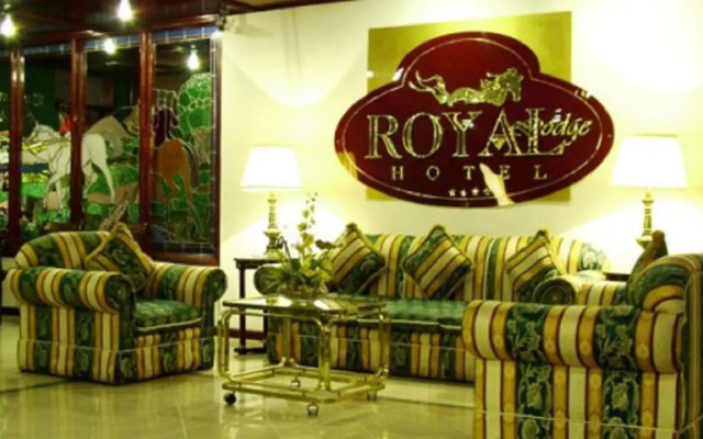 Royal Lodge Hotel
