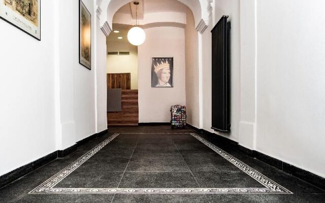 No.23 Premium Aparthotel