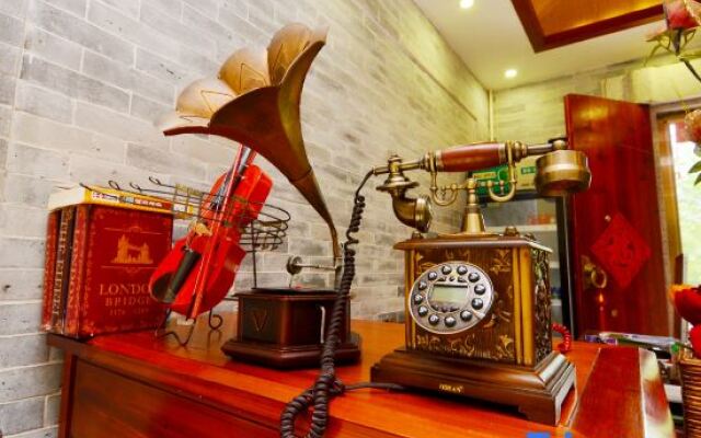 Qingshui Lake Farmhouse