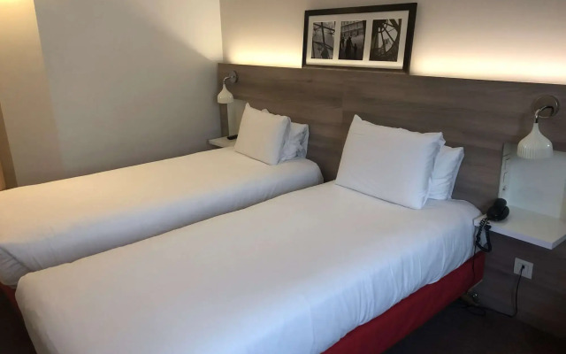 KYRIAD PARIS EST - Bois de Vincennes