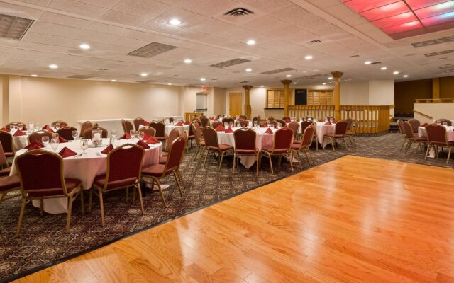 Best Western Merry Manor Inn