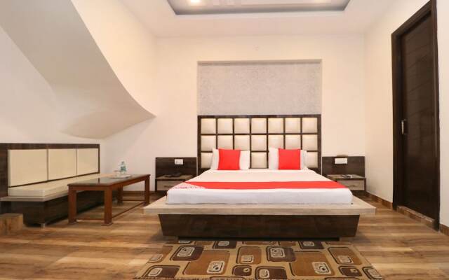 Hotel B.S Residency by OYO