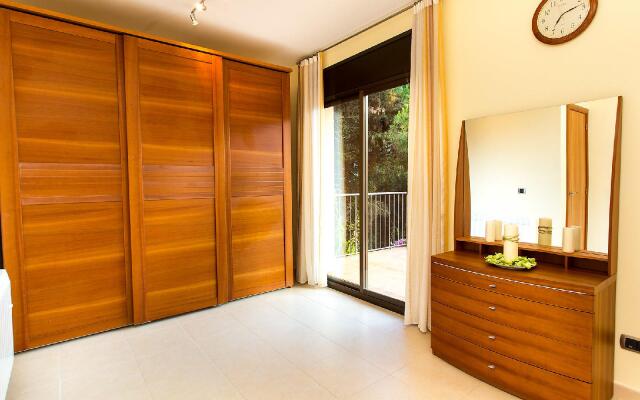 Penelope - Two Bedroom