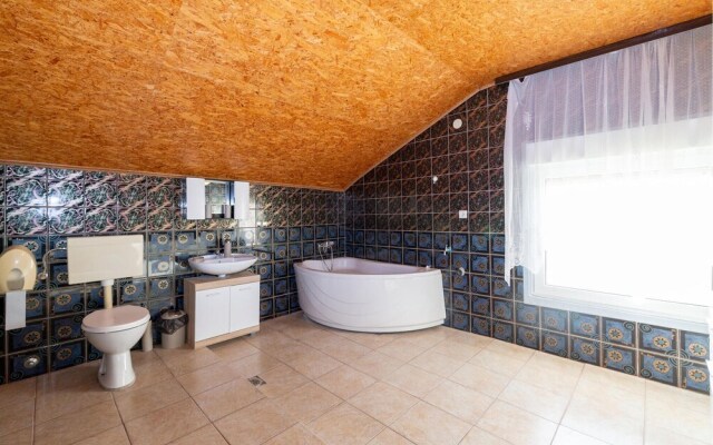 Nice Apartment in Benkovac With Wifi and 3 Bedrooms