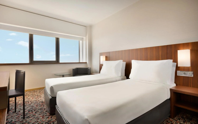 Ramada by Wyndham Lisbon