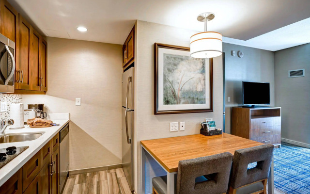 Homewood Suites by Hilton Boston Brookline-Longwood Medical