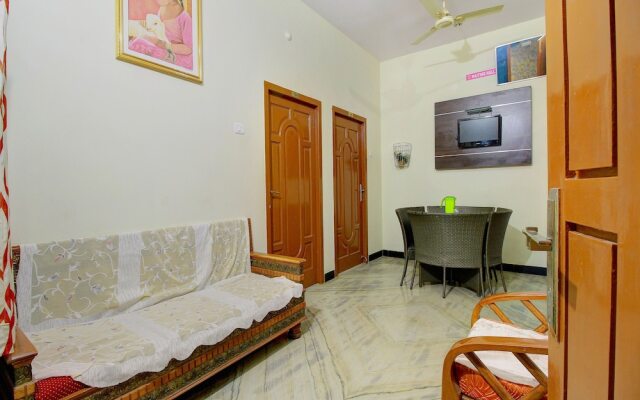 OYO 5672 Vaani Villa