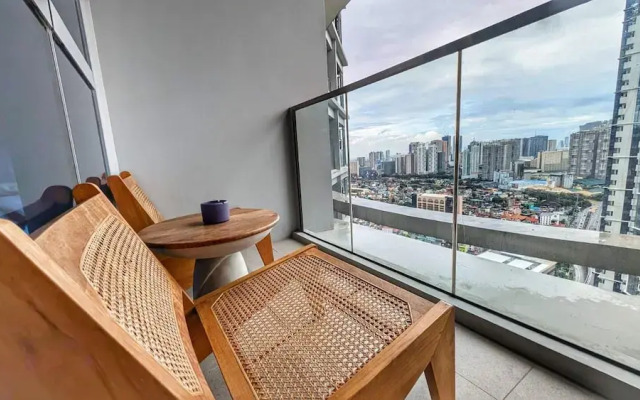 EG Private House - BGC Uptown