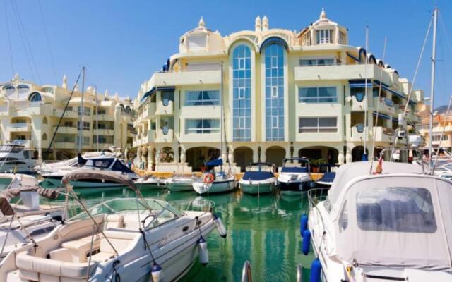 Tasteful apartment near the beach Ref 107