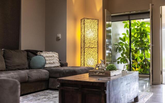 Red Lotus Guesthouse