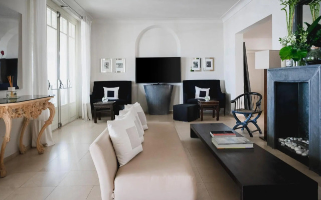 Hotel Carducci 76