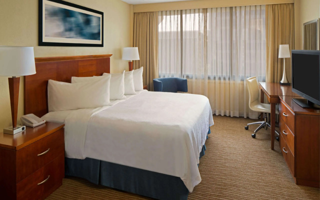 Embassy Suites Hotel Winston-Salem