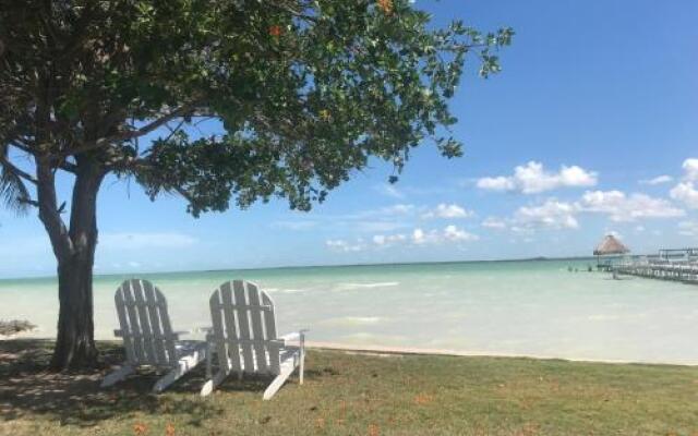 Tilt-TA-Dock Resort Belize