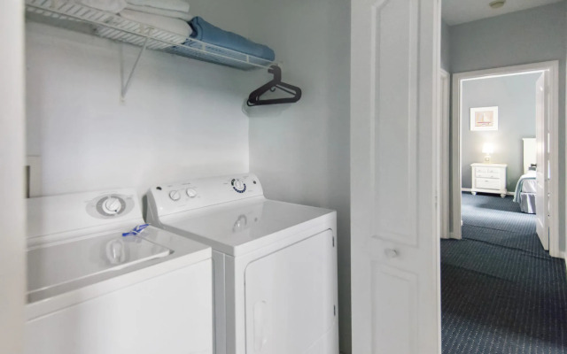 ACO - Runaway Beach Club