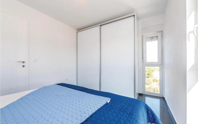 Three-Bedroom Holiday Home in Brodarica