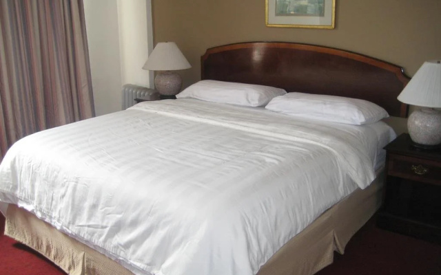Nash Hotel