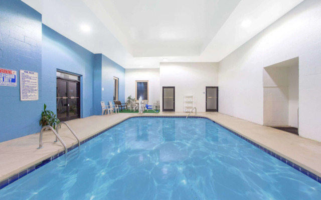 Spark by Hilton Winston-Salem University