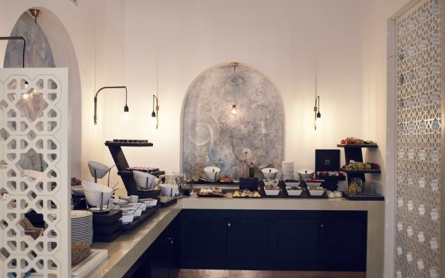 Santo Pure Oia Suites and Villas